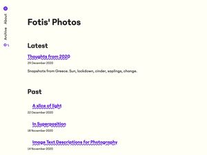 Screenshot of https://fotis.photos/